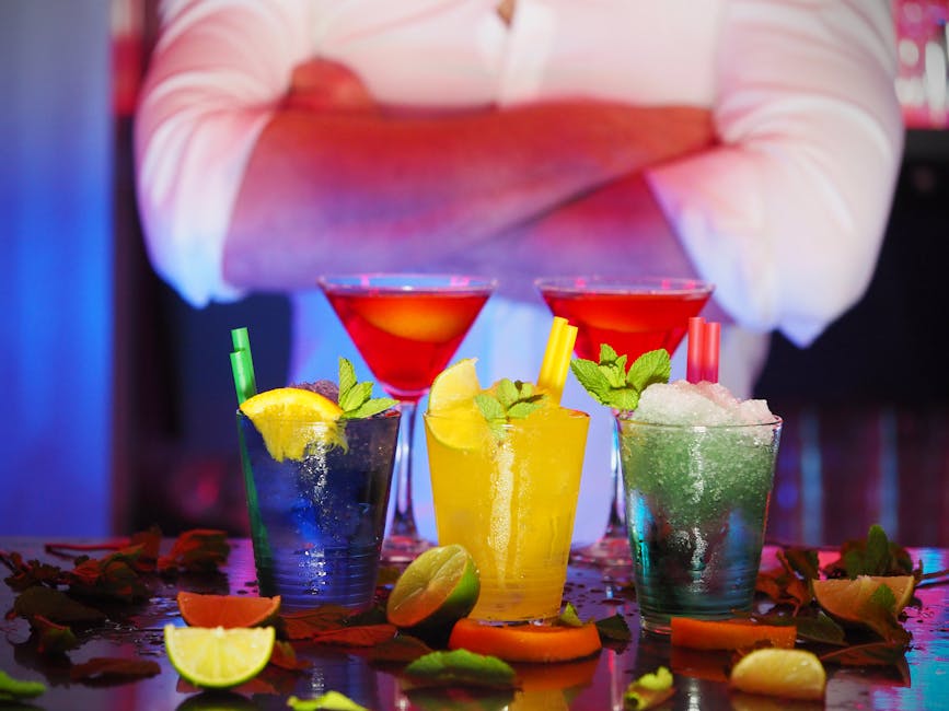 Cocktail Etiquette: What Every Bar Guest Should Know